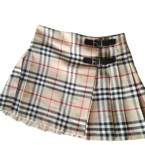 burberry skirt second hand|More.